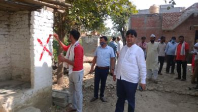 Photo of बदायूं : अवैध कब्जे करने वालो को किया गया चिन्हित, लगाए लाल निशान