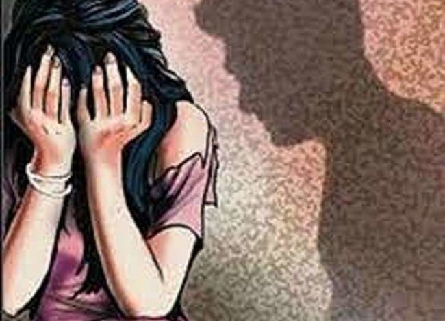 कानपुर साउथ में शोहदे बेखौफ, कूड़ा फेंकने निकली छात्रा के साथ की ऐसी हरकत 3 photo 7 1 2