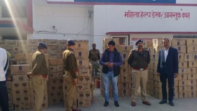 Photo of हरियाणा से झारखंड ले जायी जा रही शराब कानपुर देहात में पकड़ी, एसटीएफ व पुलिस ने दो को किया गिरफ्तार