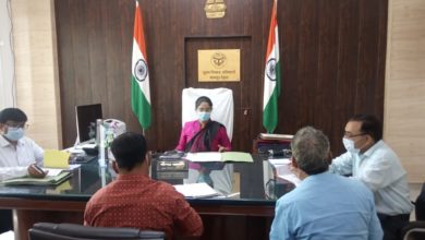 Photo of सीडीओ सौम्या ने त्रिस्तरीय पंचायत निर्वाचन के सम्बंध में की समीक्षा बैठक,दिए निर्देश