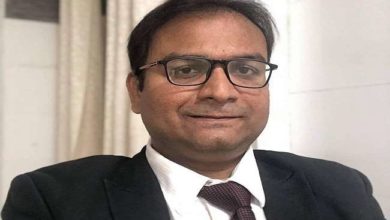 Photo of वित्तीय अनियमितता में सैफई मेडिकल यूनिवर्सिटी के सहायक प्रोफेसर निलंबित, जांच कमेटी की रिपोर्ट पर हुई कार्रवाई