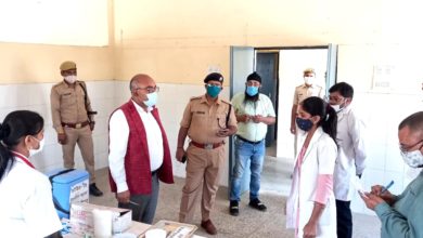 Photo of डीएम ने सामुदायिक स्वास्थ केंद्र देवीपुर का किया औचक निरीक्षण