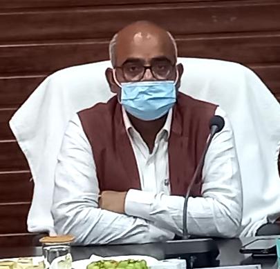 बिना अनुमति के अधिकारी/कर्मचारी नही छोड़ेगे मुख्यालय: जिला निर्वाचन अधिकारी 3 dm