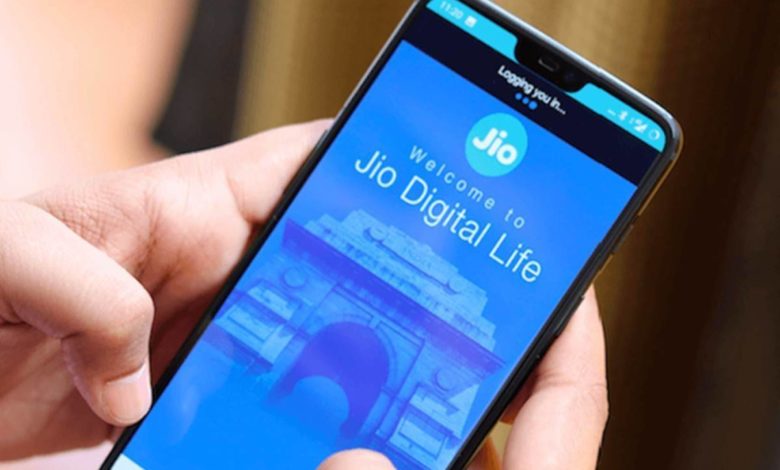 डाउनलोडिंग स्पीड में रिलायंस का जियो और अपलोडिंग में वोडाफोन आगे 1 JIO