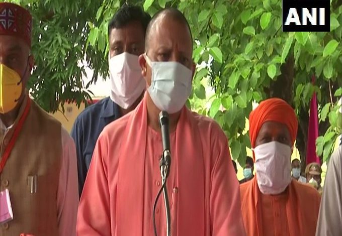सरकारी कर्मचारी व मीडिया के लिये बनेगा हर जिले में बूथ : सीएम योगी 3 1
