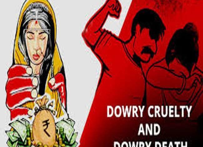 दहेज मांगा तो गंवा देंगे सरकारी नौकरी, उत्तर प्रदेश सरकार की पहल से 'दहेज लोभी' कर्मचारियों में हड़कंप 1 3 19