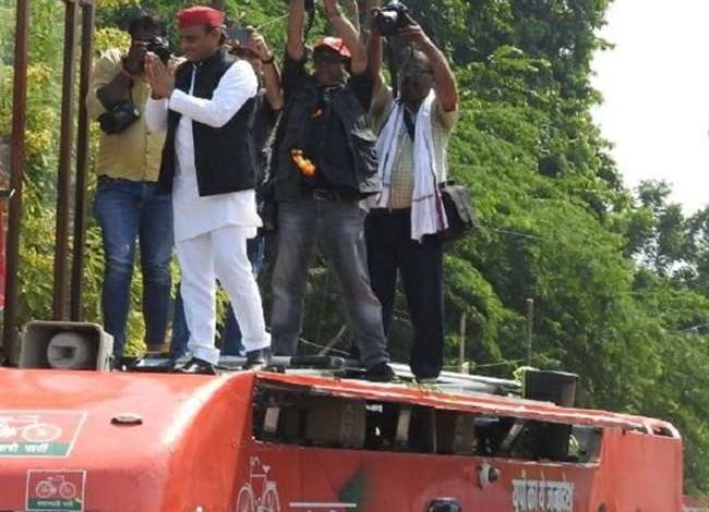 कानपुर देहात पहुंचा अखिलेश का विजय रथ, कुछ ही देर में जनसभा को करेंगे संबोधित 5 4 12