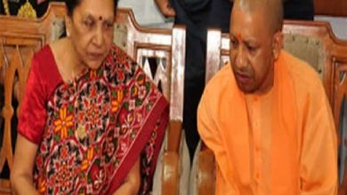 Photo of सुर सम्राज्ञी लता मंगेशकर के निधन पर राज्यपाल आनंदीबेन व सीएम योगी आदित्यनाथ ने जताया दुख