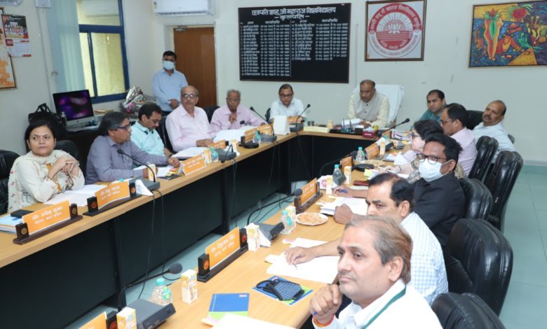 सीएसजेएमयू में कार्यपरिषद की बैठक संपन्न 1 photo 12