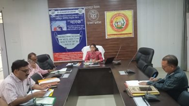 Photo of सीडीओ सौम्या ने झांसी में आयोजित होने वाले मण्डलीय खरीफ उत्पादकता गोष्ठी की तैयारियों के सम्बन्ध में की समीक्षा, दिये निर्देश