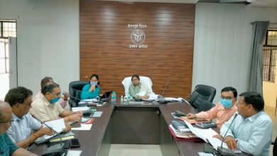Photo of जिलाधिकारी नेहा ने निर्माण कार्यों की समीक्षा, समय से पूर्ण करने के दिए निर्देश