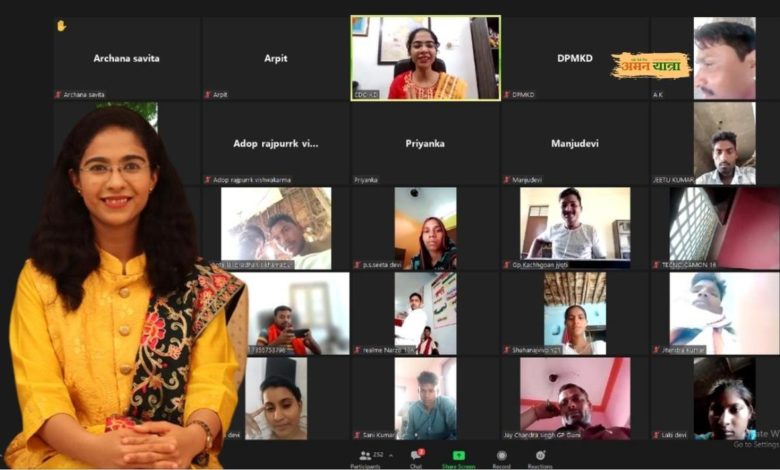 सीडीओ सौम्या ने “हर घर” तिरंगा झंडा लगाए जाने हेतु ग्राम प्रधान, सचिव, पंचायत सहायको के साथ की बैठक, दिए निर्देश 1 photo 2 1 23