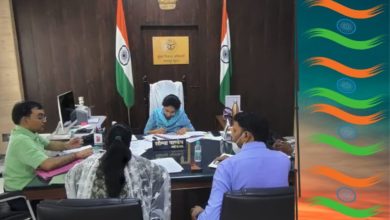 Photo of सीडीओ सौम्या ने ‘‘हर घर तिरंगा’’ कार्यक्रम के सफल एवं गौरवपूर्ण ढंग से आयोजन के लिए अधिकारियों को दिए आवश्यक दिशा-निर्देश