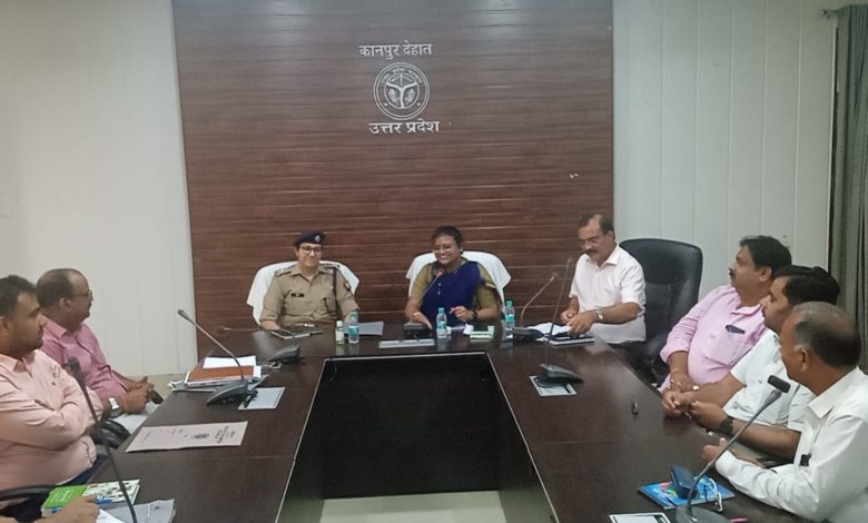 व्यापारियों की समस्याओं के अधिकारी गंभीरता से करें निस्तारण : जिलाधिकारी 3 photo 9 1 11
