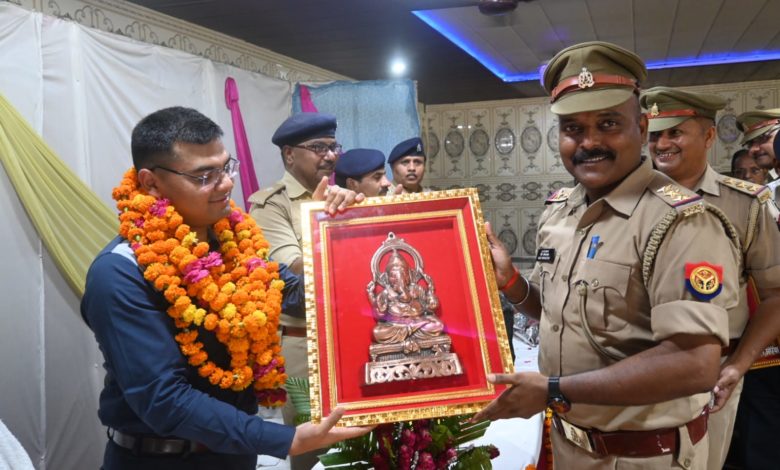 आईपीएस अभिषेक वर्मा का हुआ विदाई समारोह 1 sp auraiya