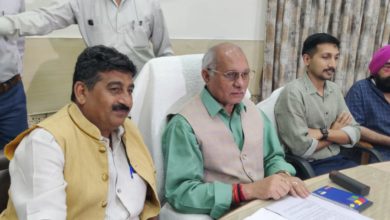 Photo of मंत्री धर्मपाल सिंह व जिलाधिकारी विशाख की उपस्थिति में सर्किट हाउस में प्रेस वार्ता का आयोजन