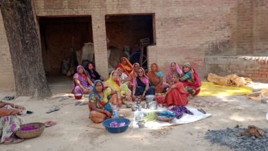 Photo of महिलाओ ने वर्षा हेतु इंद्र देवता को किया भजन कीर्तन से प्रसन्न करने का प्रयास  