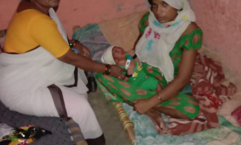 संचारी रोग अभियान एवं दस्तक अभियान के दौरान चलाया गया साफ सफाई एवं लोगों को संचारी रोगों के विषय में किया गया जागरूक 3 photo 20