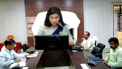 Photo of आधार सत्यापन में प्रगति खराब होने पर सीडीपीओ डेरापुर को लगाई फटकार, दी चेतवानी