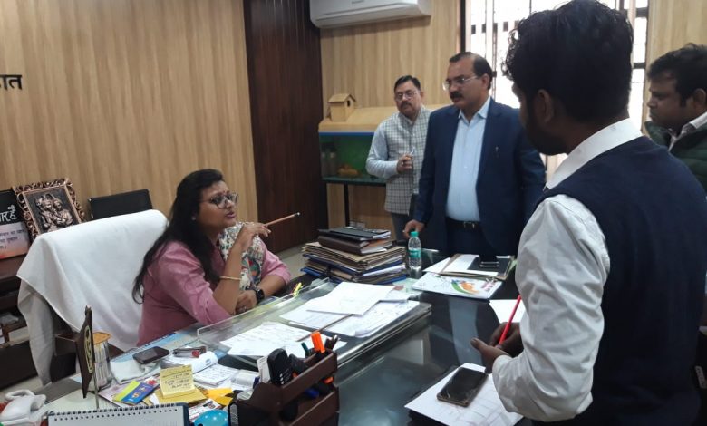 निर्माण कार्यों में गुणवत्ता का विशेष ध्यान दिया जाए : जिलाधिकारी नेहा 3 photo 7 1 8