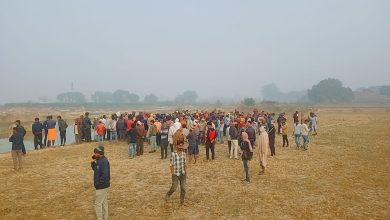 Photo of चंदौली: अल सुबह खेत में मिला युवक का शव, मचा हड़कंप, इतने दिनों से था…. कार्रवाई में जुटी पुलिस…..