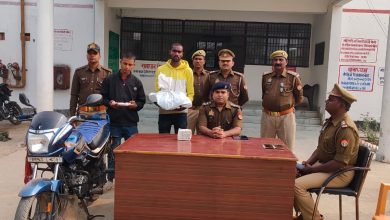 Photo of चकिया: रियल सिंघम डीएसपी रघुराज की पुलिस की सर्किल में पैनी नजर, शराब तस्कर चढ़ा पुलिस के हत्थे, DSP के सर्किल में हर हाल में नहीं हो सकती तस्करी, अंजाम देने वाले जायेंगे जेल…..