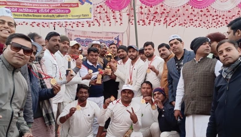 रोमांचक मैच में अमरौधा को हराकर लगातार दूसरे वर्ष रसूलाबाद बना एपीएल चैंपियन 1 photo 10 1 2