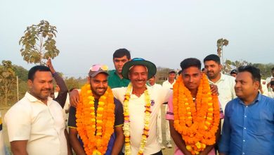 Photo of क्रिकेट एकेडमी अमौली के दो खिलाड़ी आईपीएल में चयनित, खिलाड़ियों में हर्ष