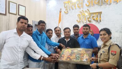 Photo of उत्तर प्रदेश उद्योग व्यापार मंडल दिबियापुर ने एसपी का किया सम्मान