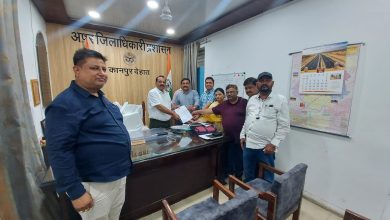 Photo of सेवा संबंधी प्रकरणों के प्रति विभाग की उदासीनता के चलते लखनऊ में धरना देंगे खंड शिक्षा अधिकारी