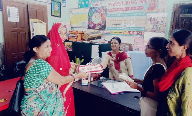शगुन किट' बन रही नव दंपति की खुशहाली का आधार : सीएमओ 1 photo 10 3