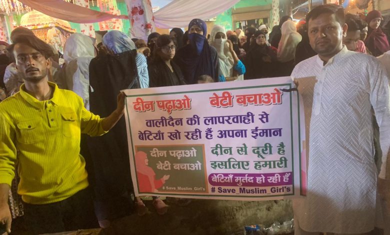 दसवीं मोहर्रम को निकले ताजिये सभी ताजियों को कर्बला में किया गया सुपुर्द - ए -खाक 3 photo 10 9