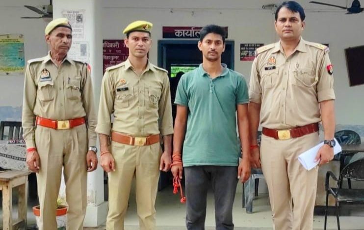 दहेज हत्या में फरार चल रहा आरोपी पति गिरफ्तार 1 photo 3 1 5