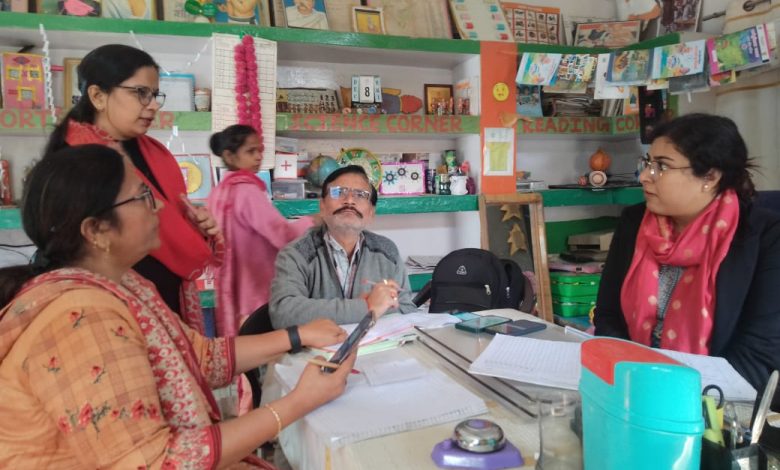 बीएसए ने स्कूलों का किया निरीक्षण, निपुण लक्ष्य की देखी स्थिति, उपस्थिति बढ़ाने के दिए निर्देश 1 IMG 20231211 WA0112