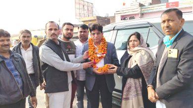 Photo of पूर्व सांसद राजाराम पाल का चेयरमैन विटान दिवाकर व उनके समर्थकों ने किया जोरदार स्वागत