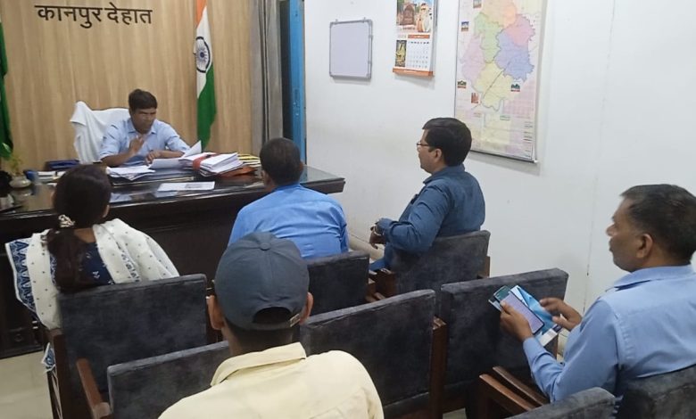अपर जिलाधिकारी ने की प्रिंटिंग प्रेस प्रतिनिधियों के साथ बैठक, दिए आवश्यक दिशा निर्देश 1 cfb4fbd4 3c2f 47e9 a746 4d55c05c484c