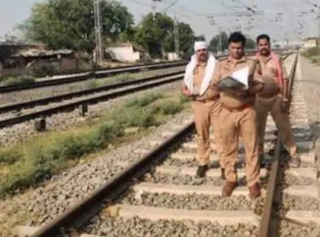 कानपुर देहात में स्टेशन पर मिला एक युवक का क्षत विक्षत शव,पुलिस शिनाख्त में जुटी 3 64e75818 9ef6 4009 aeab a41a7189c8ad