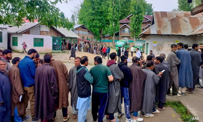जम्मू-कश्मीर में बजा चुनावी बिगुल,18 सितंबर से 3 चरणों में होगा मतदान 1 84fdb440 2ac9 47d4 8e48 39fa7f009b8e 28
