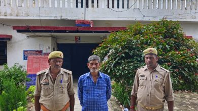 Photo of कानपुर देहात में टाफी का लालच देकर मासूम बालिका के साथ दुष्कर्म का आरोपी गिरफ्तार,भेजा गया जेल