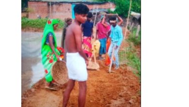 Photo of शहाबगंज: BDO साहब मलहर व मुबारकपुर गांव में मनरेगा के तहत हो रहे बड़े पैमाने पर भ्रष्टाचार की कब होगी जांच, ग्राम प्रधान, क्षेत्र पंचायत, मनरेगा मेठ मिलकर काट रहे मलाई…..