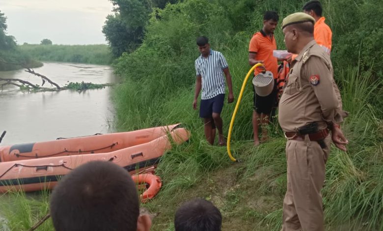 नागपंचमी को रिंद नदी किनारे से लापता हुए मासूम कार्तिक का अभी तक नही लगा कोई सुराख,पुलिस टीमें तलाश में जुटी 5 photo 24 1 1