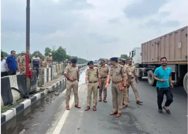 कानपुर : हाइवे पर मिली महिला की सिर कटी न्यूड लाश,रेप या गैंगरेप कर हत्या की आशंका 1 knp
