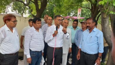 Photo of उत्तर प्रदेश माध्यमिक शिक्षक संघ (ठकुरई गुट) ने 26 सूत्रीय मांग पत्र डीआईओएस को सौंपा