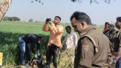Photo of कानपुर देहात में युवक ने जामुन के पेड़ से लटककर की आत्महत्या,परिजन बेहाल