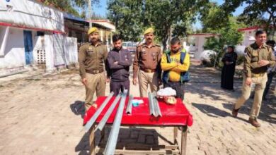 Photo of दो बाल अपचारी समेत चार शातिरों को पुलिस ने दबोचा, अपराधियों में मचा हड़कंप