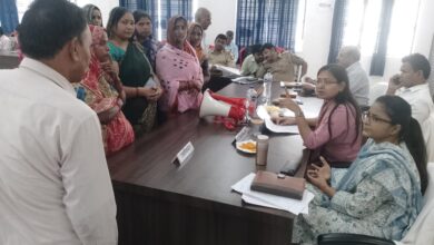 Photo of एडीएम फाइनेंस दुष्यंत कुमार मौर्य ने सिकंदरा तहसील में सुनीं जनसमस्याएं