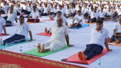 Photo of ग्रीन पार्क स्टेडियम में “एक पृथ्वी, एक स्वास्थ्य” थीम पर 11वां अंतर्राष्ट्रीय योग दिवस भव्यता से आयोजित