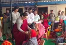 Photo of कानपुर देहात: महिला आयोग उपाध्यक्ष अपर्णा यादव ने किया विभिन्न संस्थानों का निरीक्षण