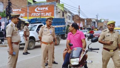 Photo of SP के निर्देश पर सख्त चेकिंग अभियान: हेलमेट और ट्रिपल राइडिंग पर पुलिस की पैनी नजर