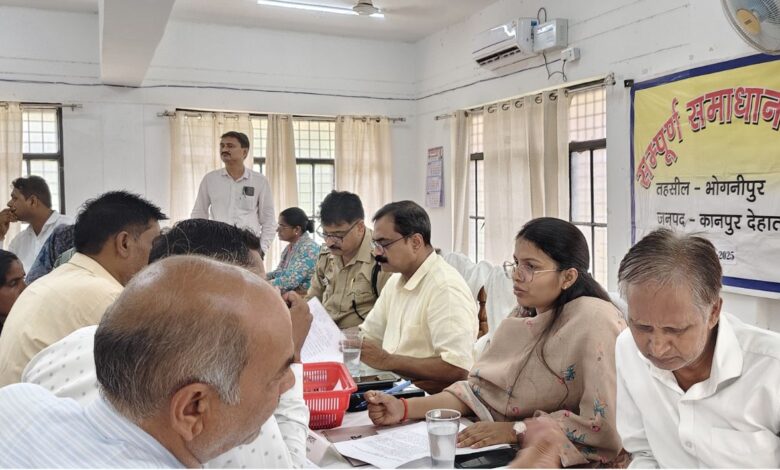 भोगनीपुर तहसील में उपजिलाधिकारी ने सुनी शिकायतें,05 शिकायतों का किया गया निस्तारण 3 sdm